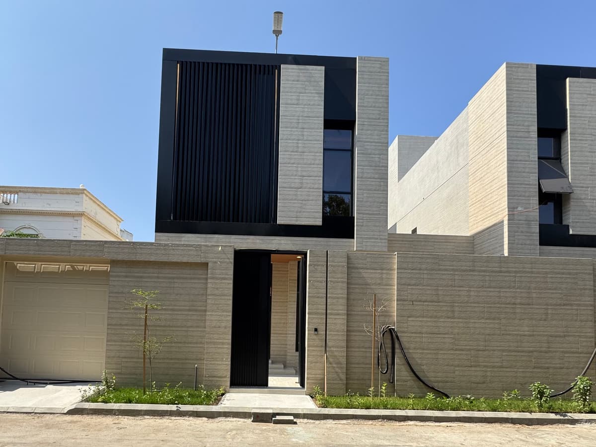 فلل ياس… حيث تلتقي الفخامة بجودة التنفيذ والموقع المثالي